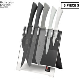 Richardson Sheffield knife magnet, 40 cm This Richardson Sheffield 40 cm knife magnet is made from stainless steel. As such the whole looks modern and sleek. In addition, this means that the magnet is easy to clean. The magnet comes with screws to make sure you can mount it to the wall. Once the magnet is in place you will no longer see the screws. Length 40 cm Width 4.7 cm Material Stainless steel. Space for 5